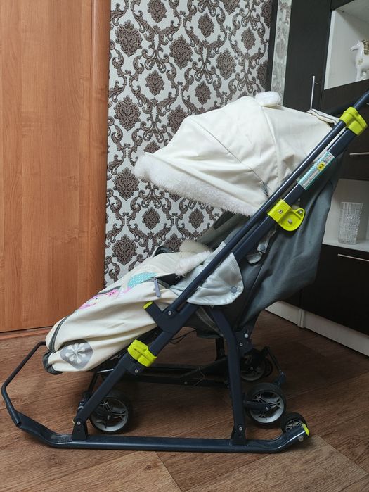 Санки- коляска зимние.