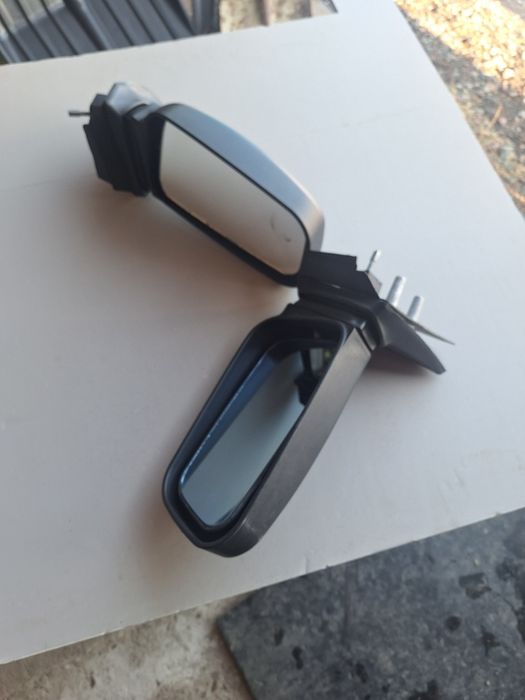 Продам зеркала на ВАЗ 2110