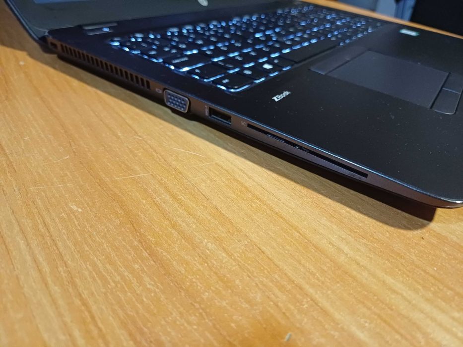 15.6' hp Zbook IPS™i7-6th/16GB DDR4/Ati FirePro 2GB/256GB SSD+500GB HD