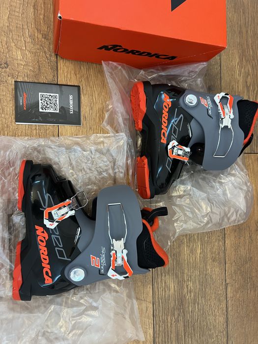 Clapari NOI premium copii Nordica Marime 19-19.5 Copii 4-6ani