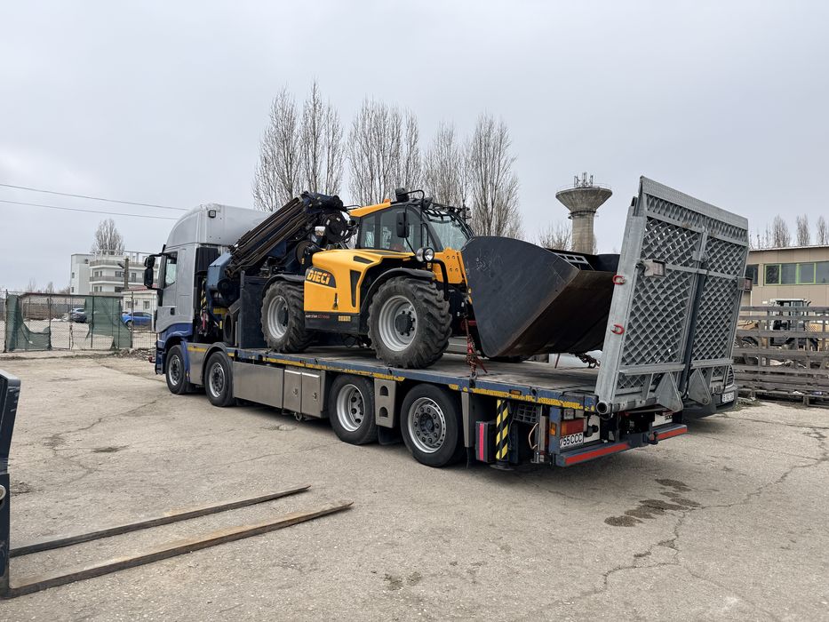 Camion cu macara/containere utilaje