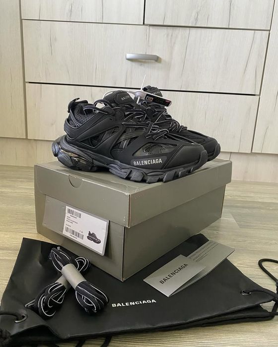Balenciaga Track