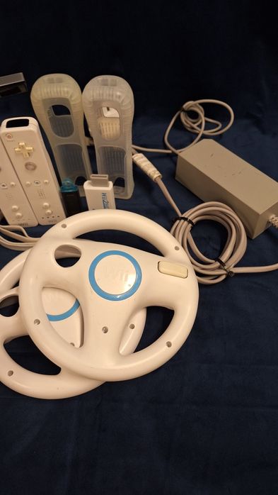 Nintendo Wii Modat+600 jocuri+2Manete+2Nunchuck+2Volane+Accesorii+HDMI