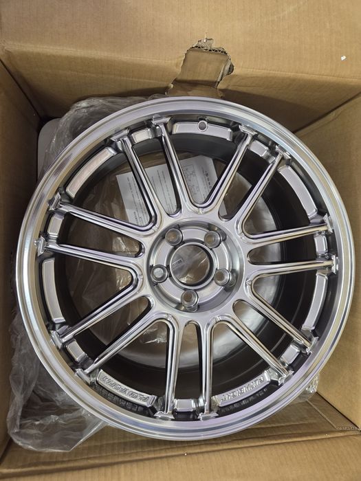 Диски новые 18/8