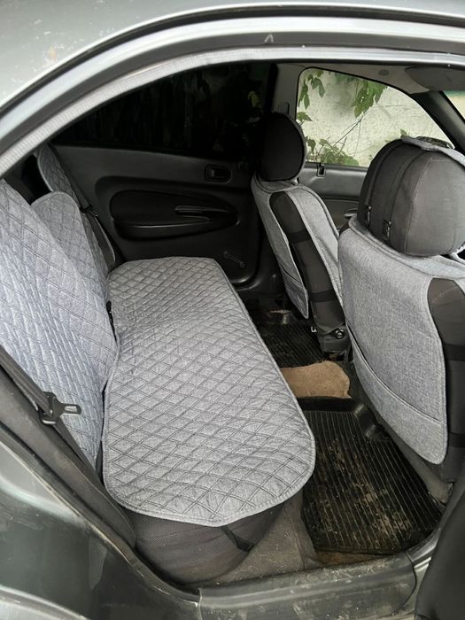 Мазда 323 в аварийном состоянии