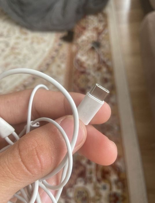 Продам Проводные наушники оригинальные