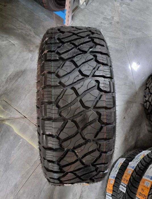 Автошины MAZZINI 235/75R15 niva balon