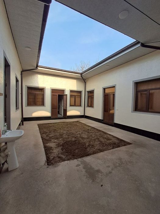 Yengi towmiy postan kirganda oltintepa 3 sotu 4 hona