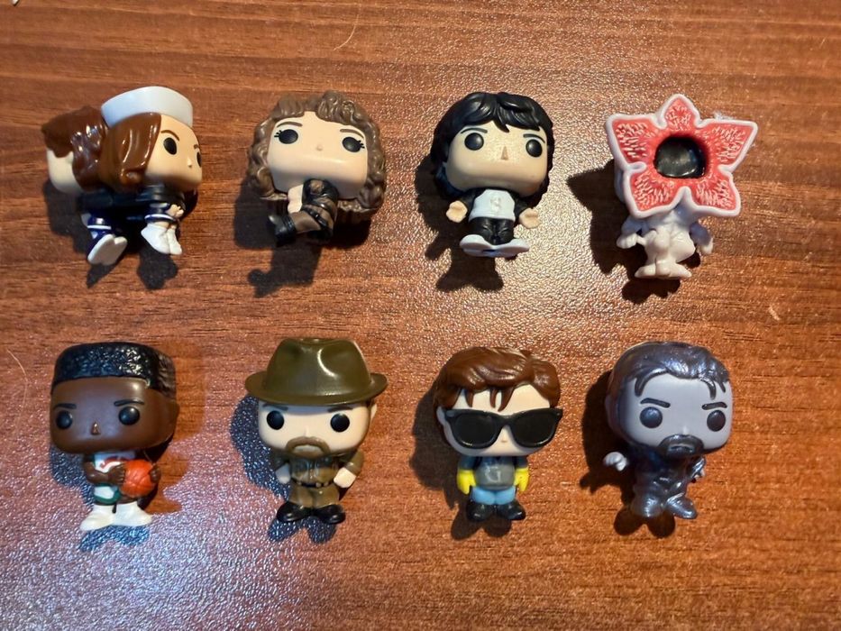 kinder joy stranger things, ОСД фигурки,отличное качество