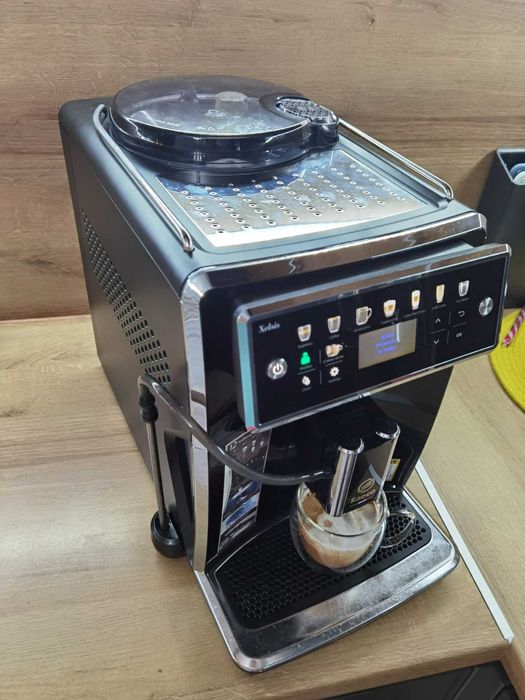 Saeco Xelsis SM - внос , с БГ меню , в оригинален кашон