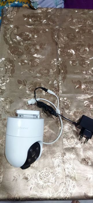 Камера сотилади азгина ишлатилган