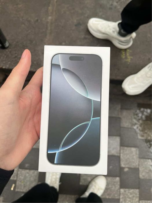 IPhone 16 pro,с гарантией