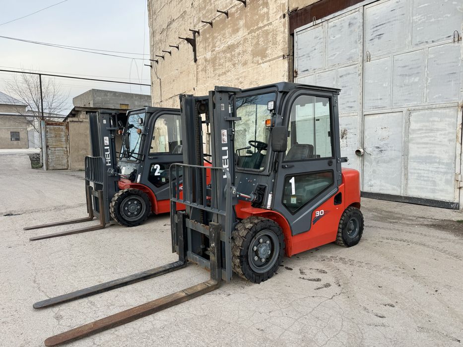 Вилочный погрузчик кара автокара