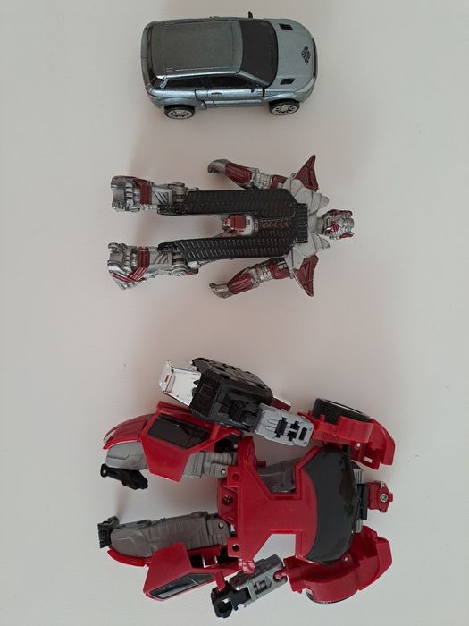 Играчки трансформъри