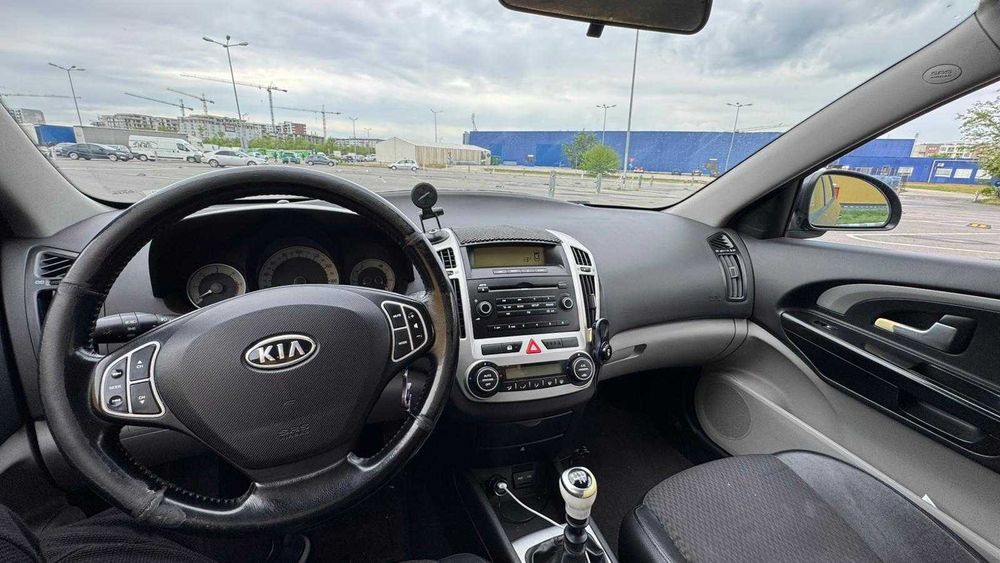 Kia Ceed | 2008 | 1.6 diesel | Unic proprietar