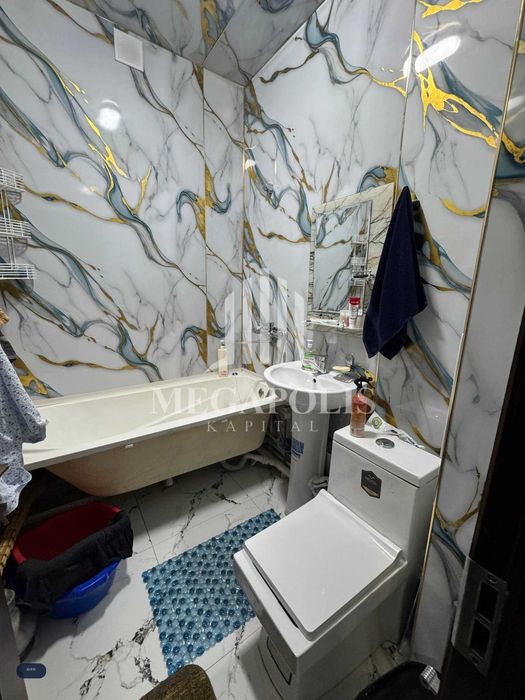BUXORO, 5-MIKRORAYONDA ARZON NARXDA 1 xonali kvartira sotila.