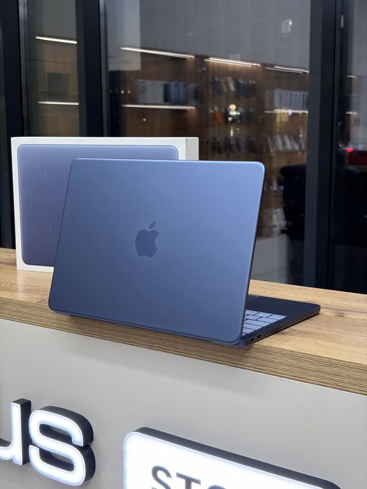 Macbook Neo 8/256 gb | iStatus