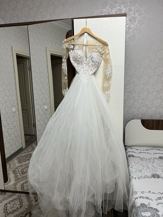 Шикарное свадебное платье