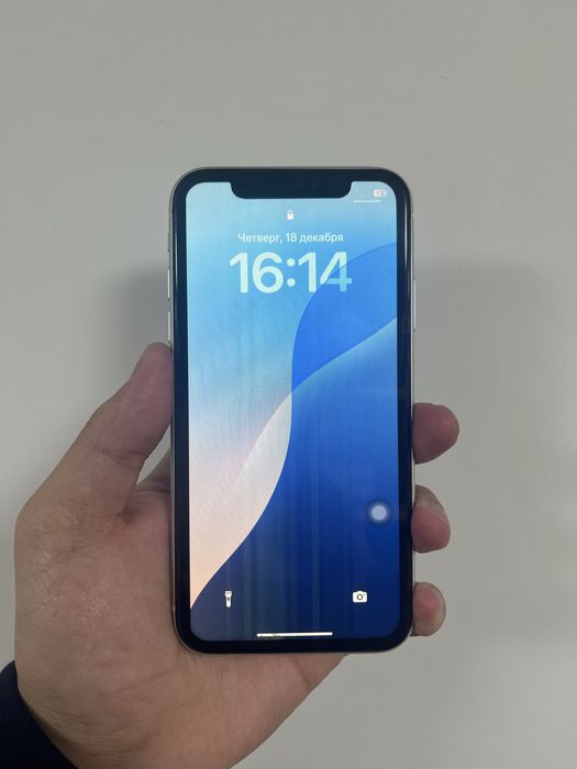 Айфон 11 64гб.