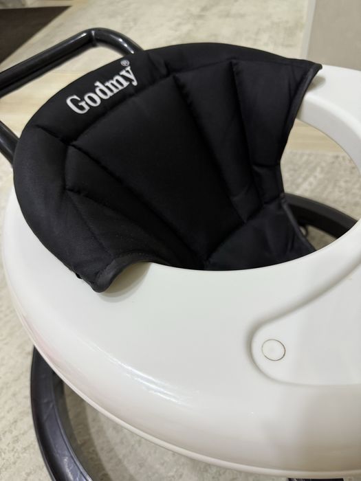 Ходунок для малыша с 6 месяцев