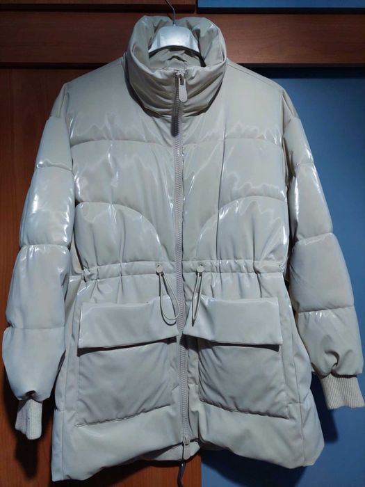 Бяло чисто ново яке на Сropp, M размер
