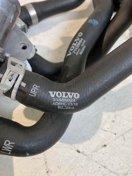 Furtune apa pompa apa VOLVO XC90 V90 2019 31465024 31439894 31686005 31657347 31461924