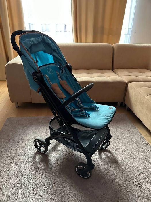 Бебешка количка cybex beezy
