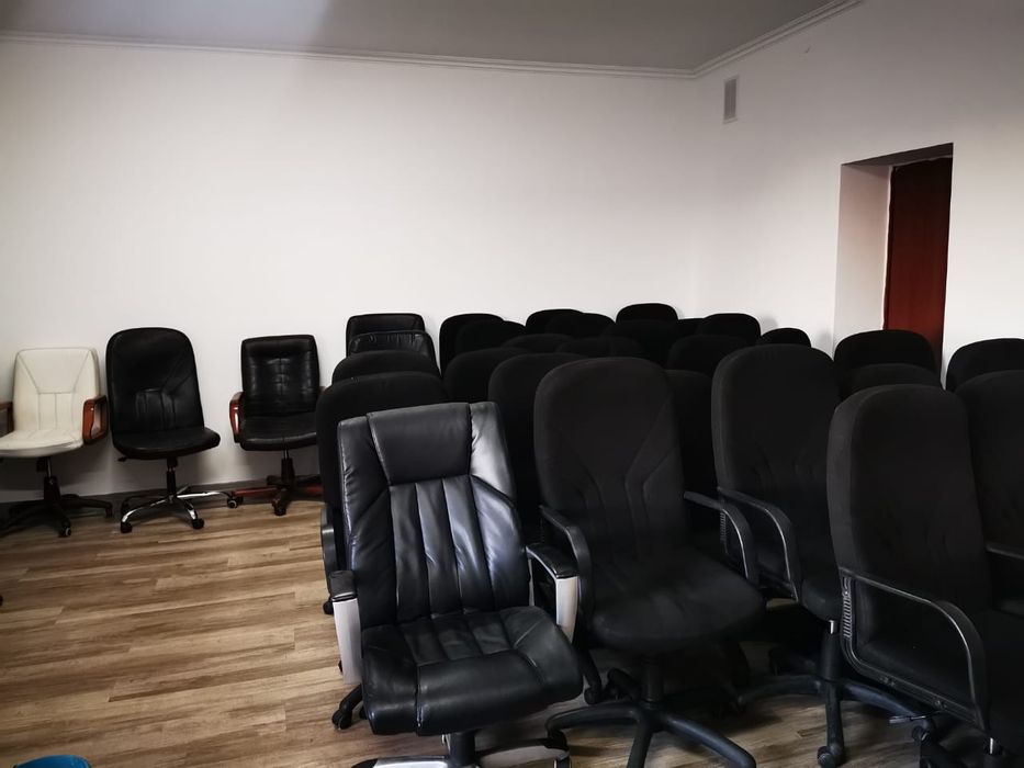 Продам стулья б/у