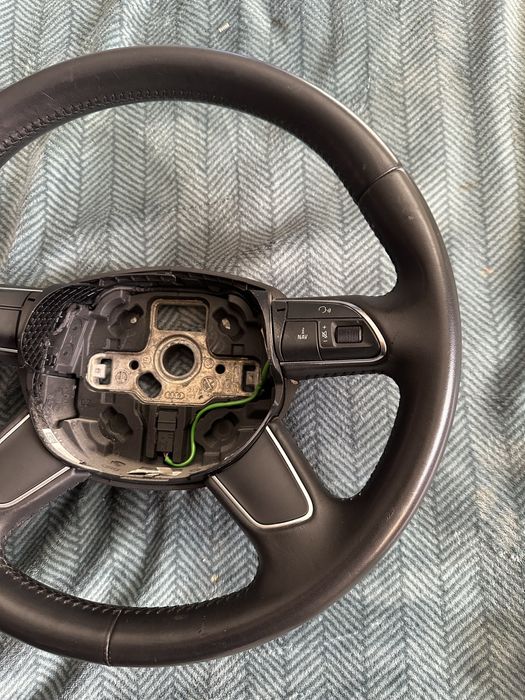 Volan piele cu comenzi 4 spite, cod 8K0419091AC audi a4 b8