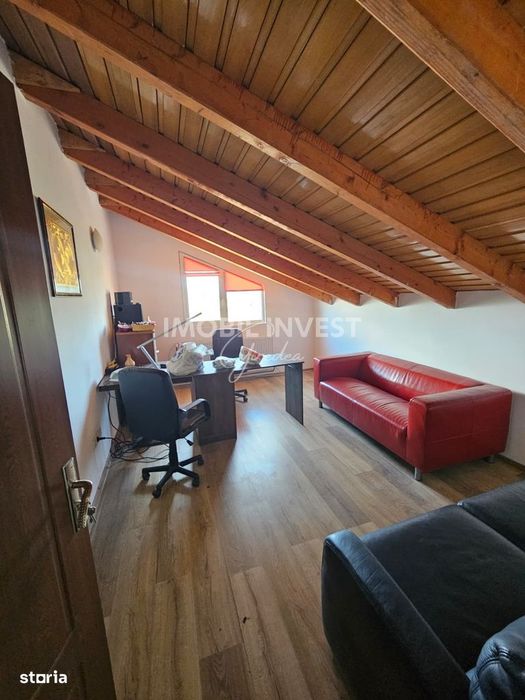 Apartament cu scara interioara, 4 camere, curte proprie, ultracentral