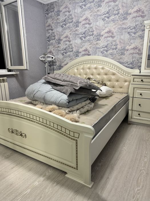 Спальный гарнитур Венера 5д