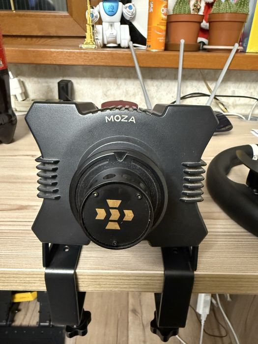 Игровой руль Moza r5