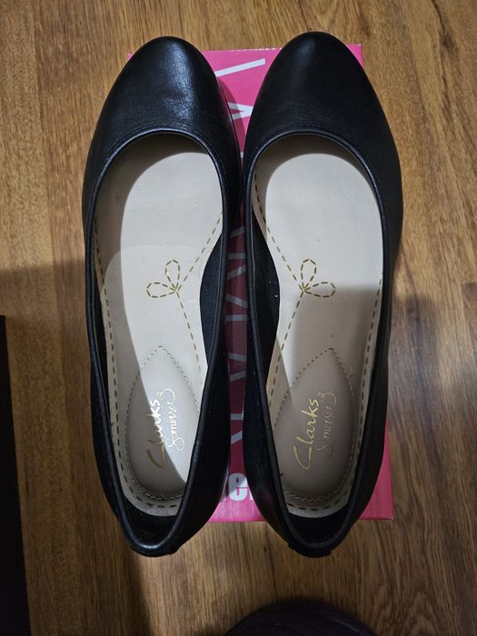 Дамски обувки Clarks, маратонки Adidas