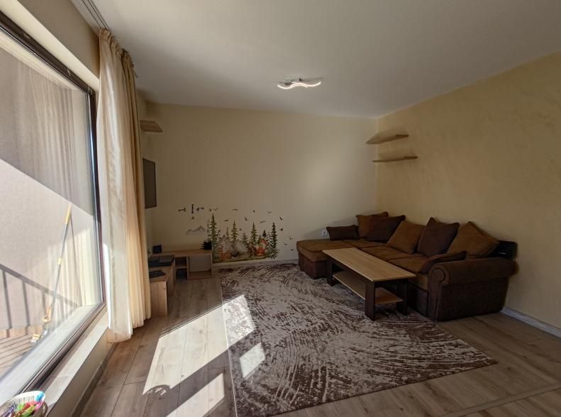 Дава се под наем Двустаен апартамент в Пловдив, Кършияка - 55 кв.м за 400 € - Снимка #2