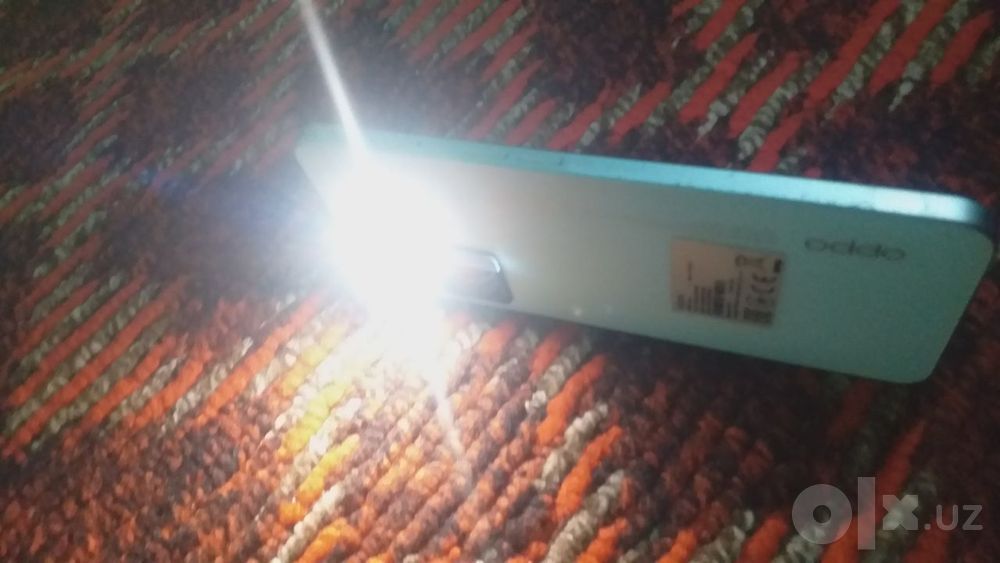 Oppoq A57S kafolati bilan ideal pul zalir srochno sotiladi 128/6