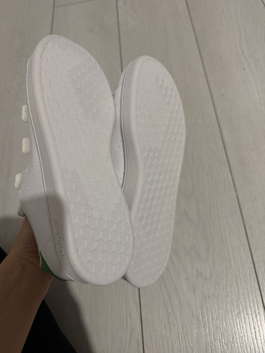 Продам новые кеды adidas