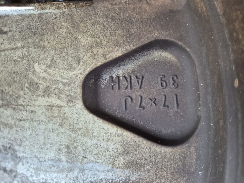 4бр алуминиеви джанти за Тойота Рав 4/ / 7ж Х 17/ет 39/5Х 114.3/