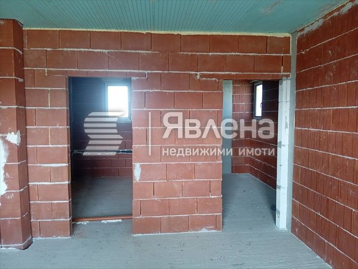 Продава се Къща в Благоевград, Струмско - 232 кв.м за 1074 €/кв.м - Снимка #4