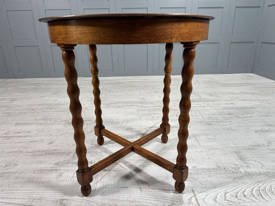 Винтидж маса за кафе с метален плот К069