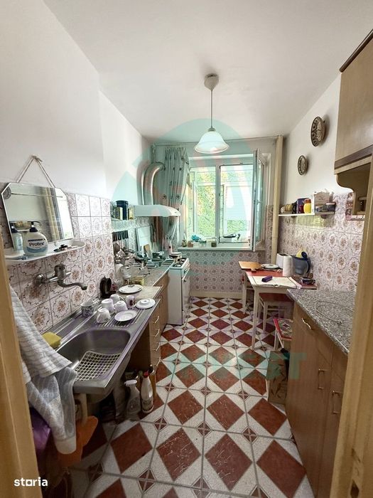 3 camere Vatra Luminoasa etajul 2