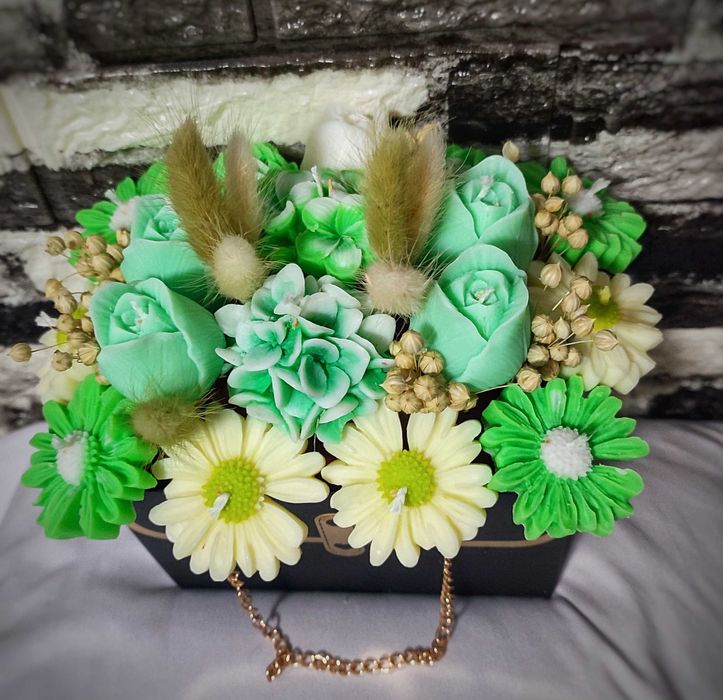 Aranjament flori ceara soia