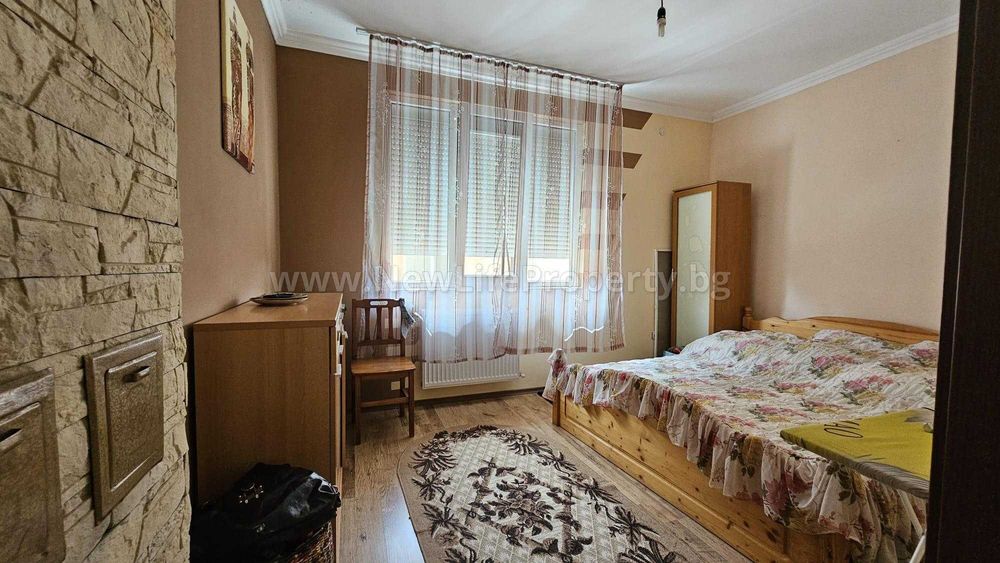Продава се Къща в Камено - 132 кв.м за 1023 €/кв.м - Снимка #16