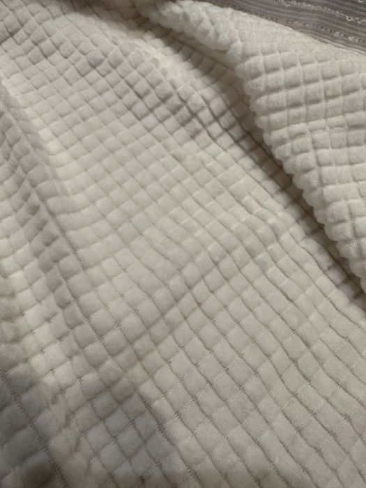 Нов калъф протектор , за тройка диван, бяло кадифе,