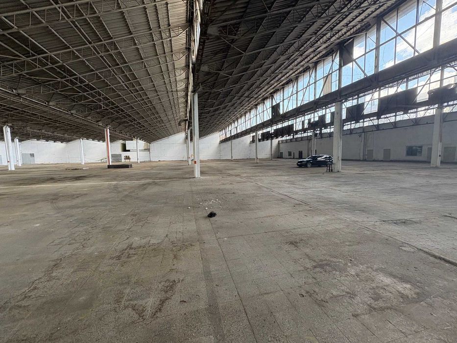 Дава се под наем Склад в Стара Загора, Индустриална зона - запад - 6750 кв.м за 6885 € - Снимка #3