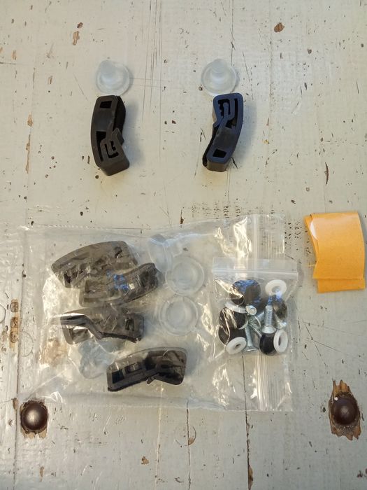 Set 6 buc. total 30 accesorii, cleme deflector universale capotă mașin