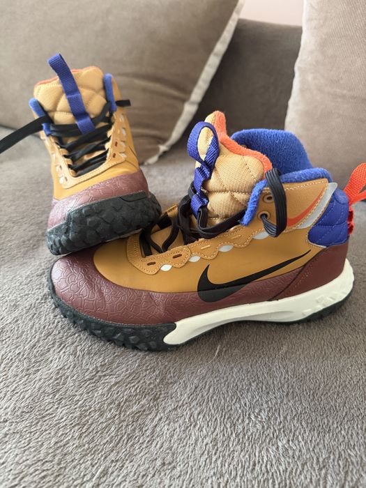 Зимни  боти Nike