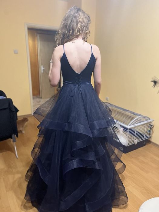 Продавам бална рокля, S размер