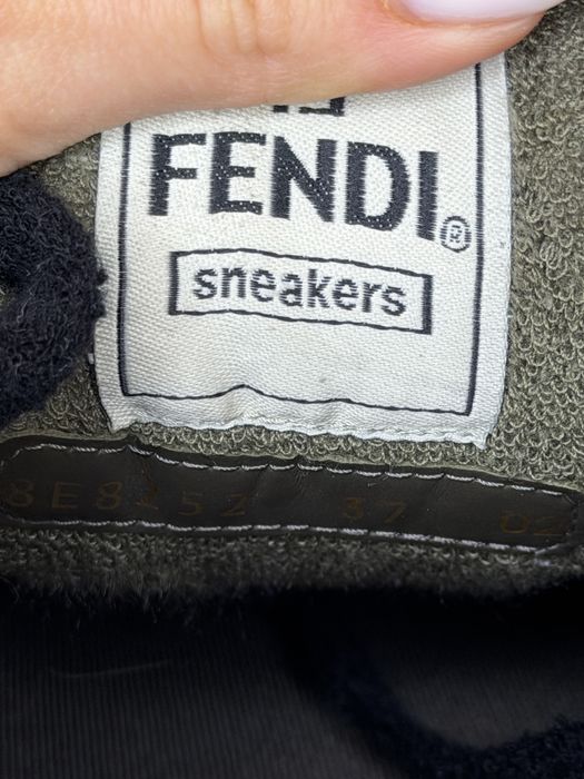 Fendi sneakers Оригинални