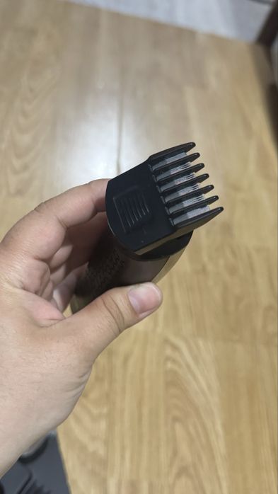 King Professional триммер KP-2105 черный