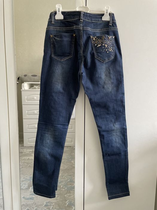 Продам джинсовые брюки